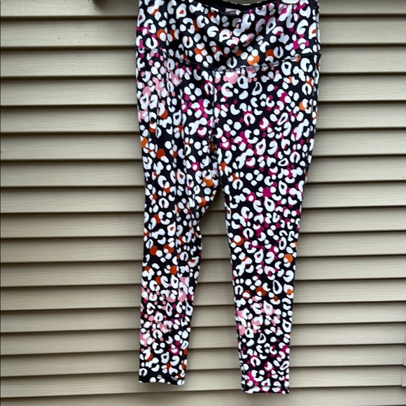 Chico’s Zenergy Leopard Print Exercise Leggings Size 2 in Chico’s - Picture 8 of 9